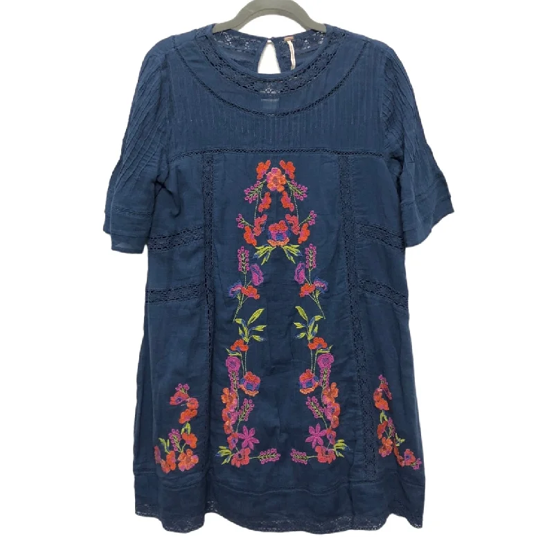 Dress Casual Short By Free People In Blue, Size: S